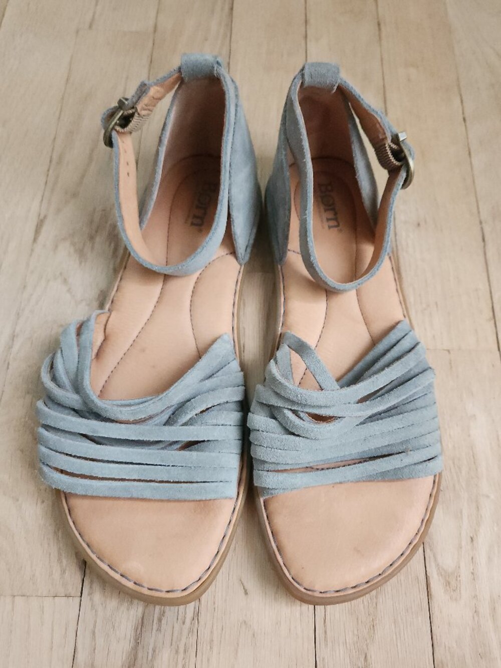 Born Light Grey Leather Ankle Strap Sandals Women Size 9